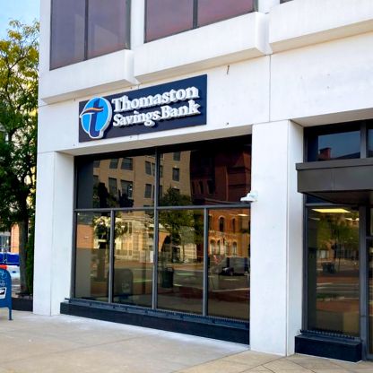 Outdoor shot of Thomaston Savings Bank branch in New Britain, CT